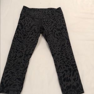 Lululemon Animal print crop